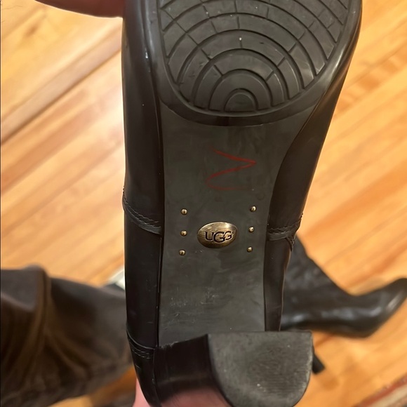 UGG Adyson black leather over the knee boots with zip up size 11 - Picture 3 of 6